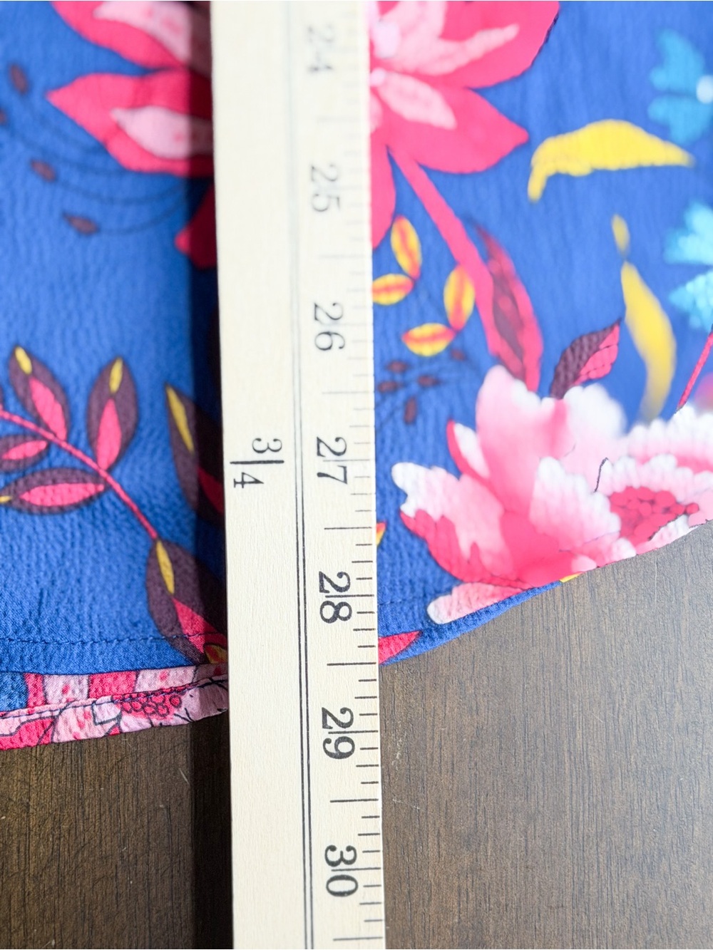 LOFT Blue Floral Blouse L Long Sleeve Red Trim V-Neck Boho Tunic Preppy Resort - Picture 7 of 8